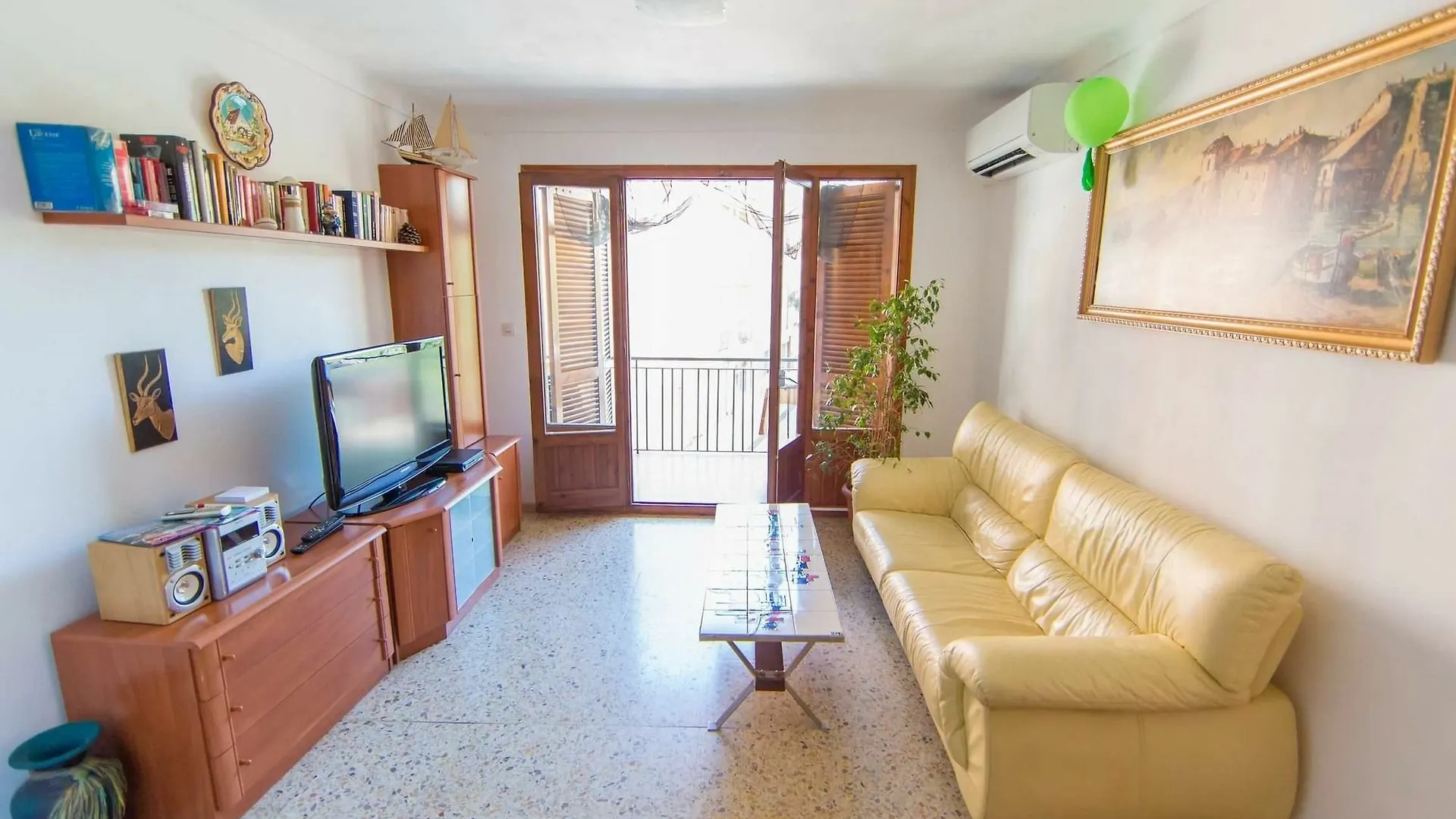 Gaetan Apartment Roses 0*,