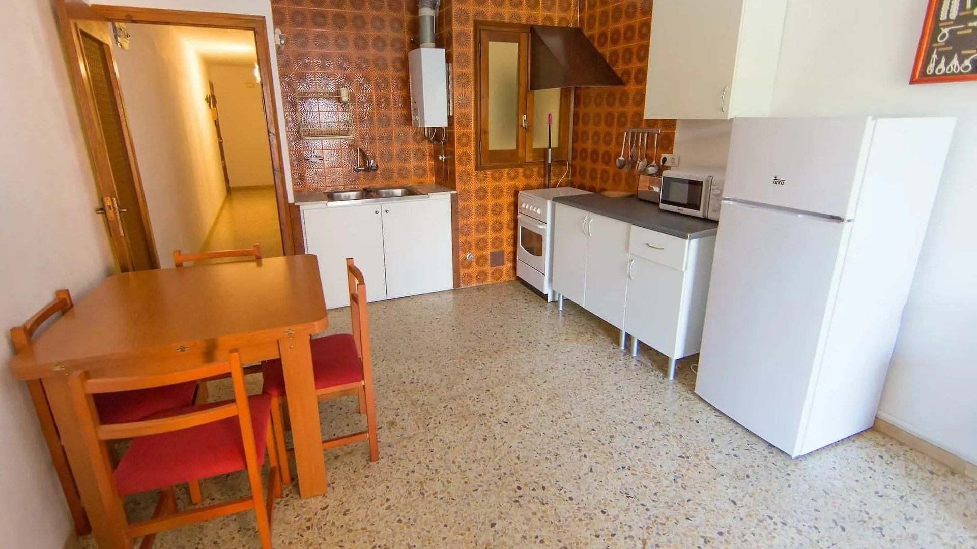 Gaetan Apartment Roses