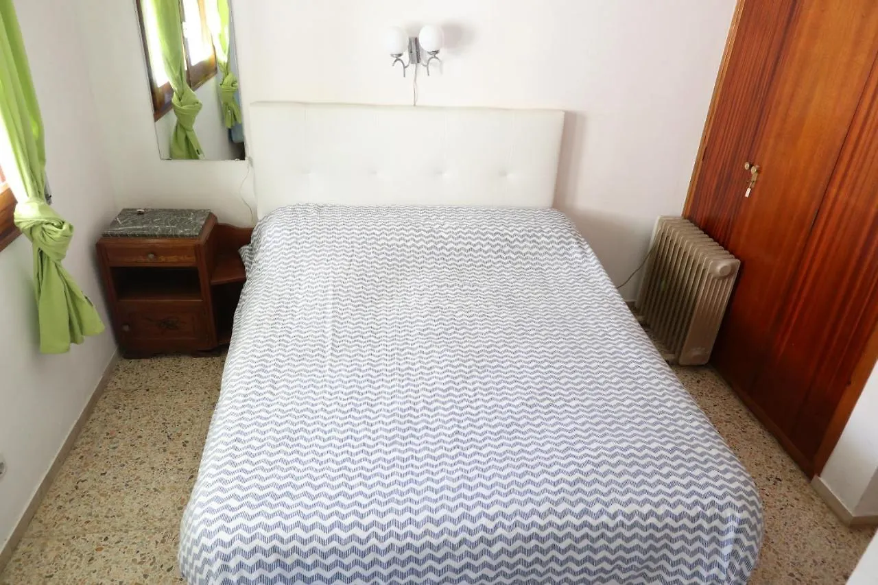 Gaetan Apartment Roses Spain