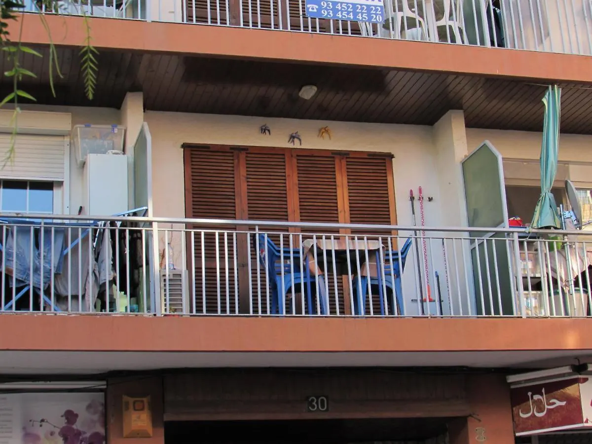 Gaetan Apartment Roses